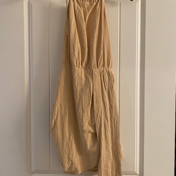 Pretty Little Thing Linen Dress. Size 6. NEVER WORN. Tags attached. - Picture 3 of 5